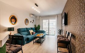 Tuguest Maria Luisa Apartment - Free Parking